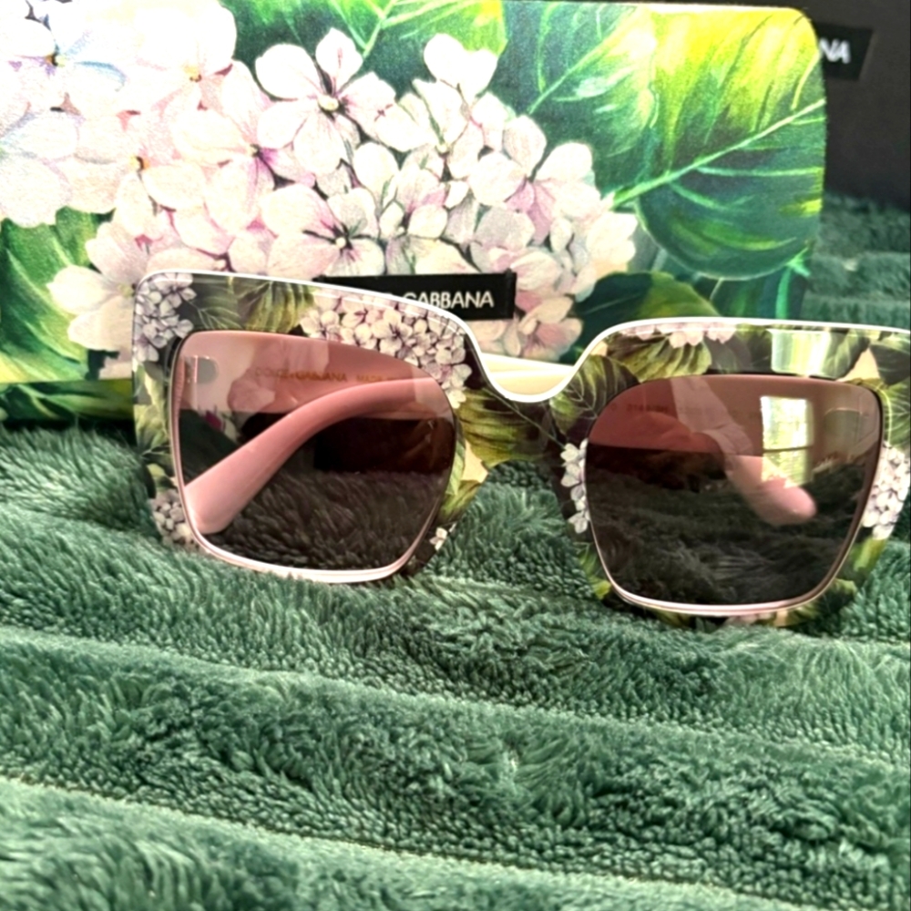 Dolce & Gabbana Floral Sunglasses - Pink and Green